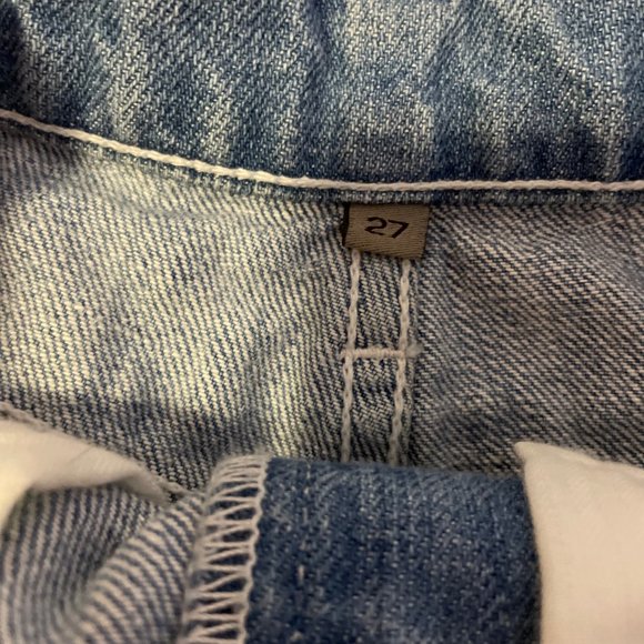 CARMAR Destroyed Shorts - Picture 3 of 3